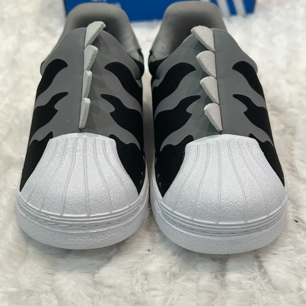 Brand new Adidas originals superstar 360 GX 3271 black gray Dino sneaker toddler
